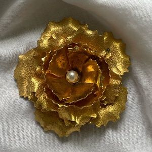 Vintage SANDOR Brooch.